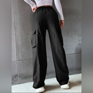 High wasted cargo pants